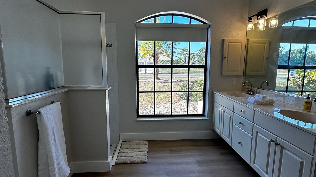 Photo of Bathroom in Broadmoor