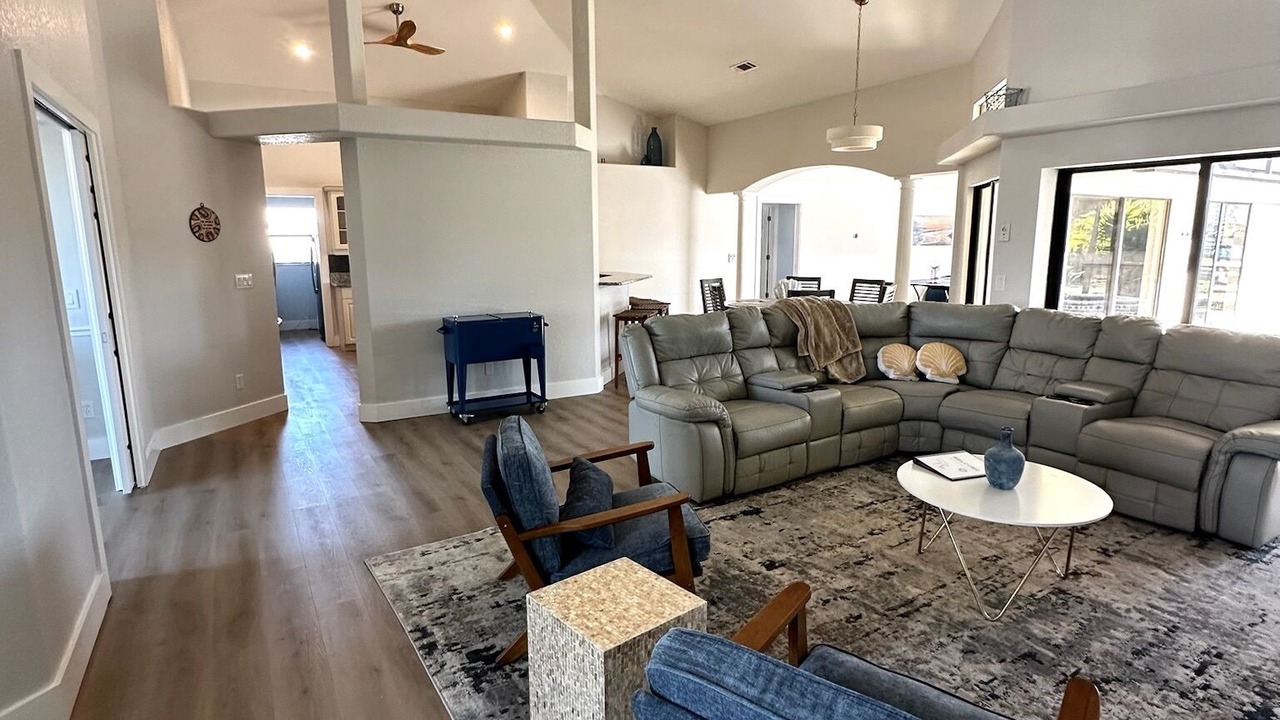 Photo of Livingroom in Broadmoor