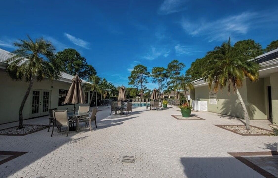 Photo of Outdoor in Fountain Lakes