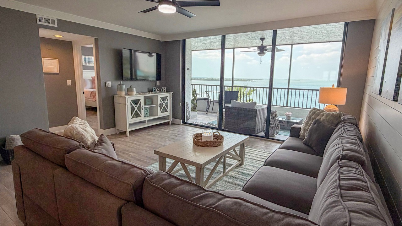 Photo of Livingroom in Punta Rassa