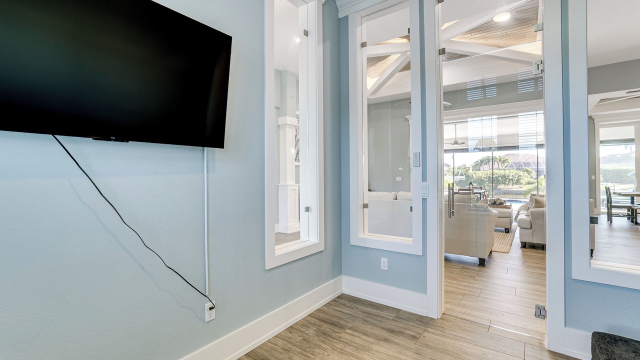 Photo of Livingroom in South Gulf Cove