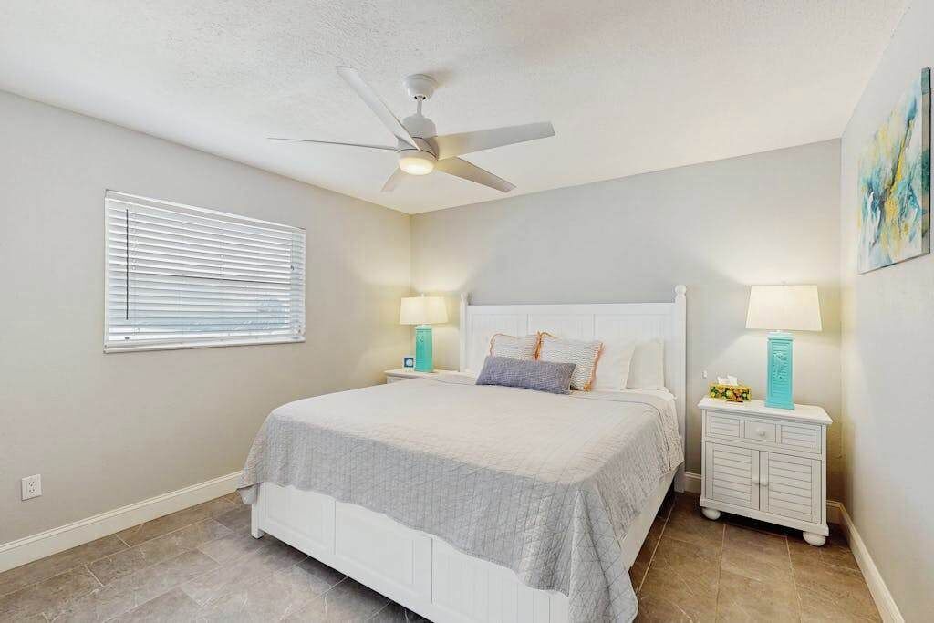 Photo of Bedroom in Englewood East