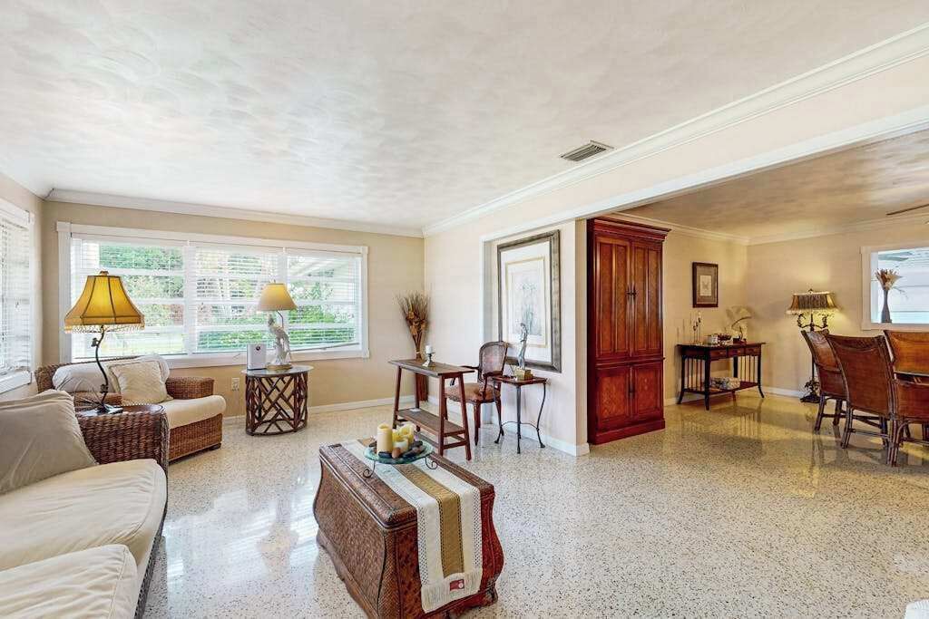 Photo of Livingroom in Fort Myers