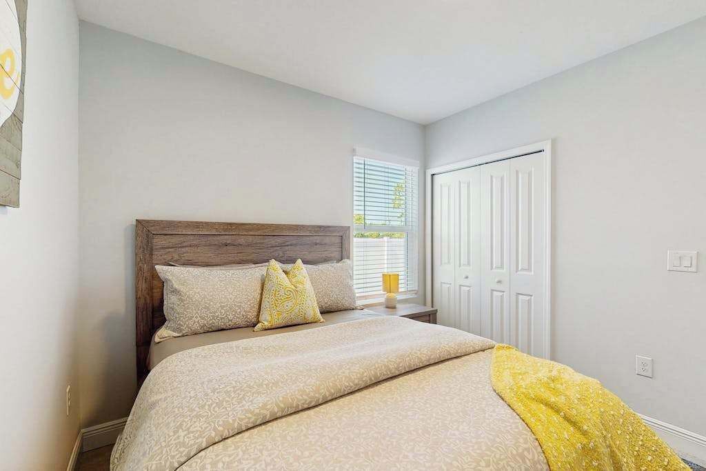 Photo of Bedroom in Englewood East