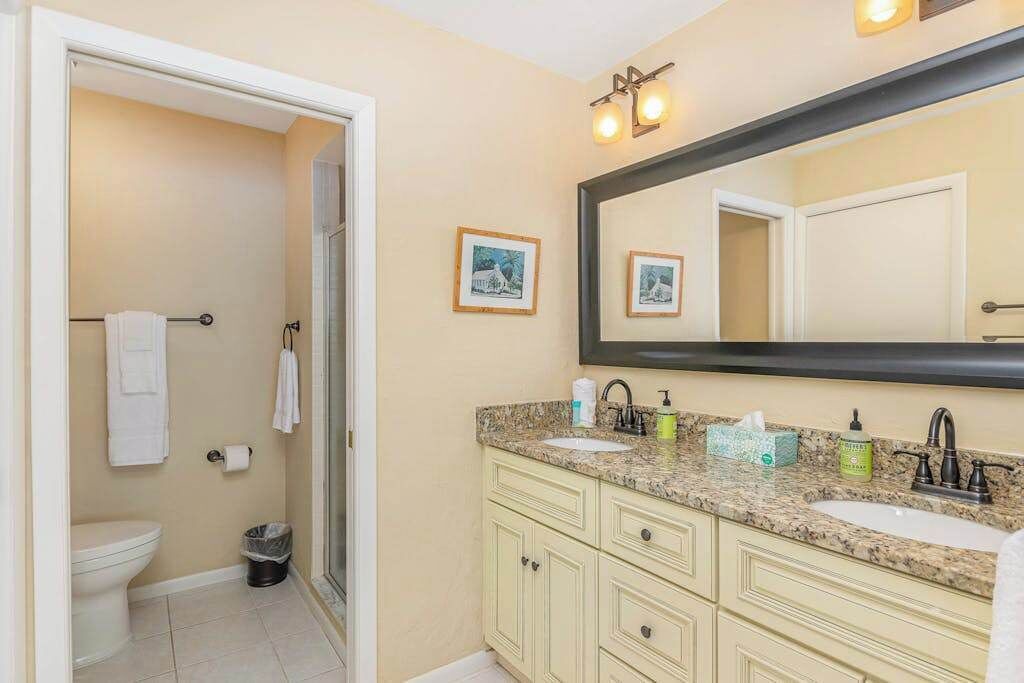Photo of Bathroom in Bokeelia