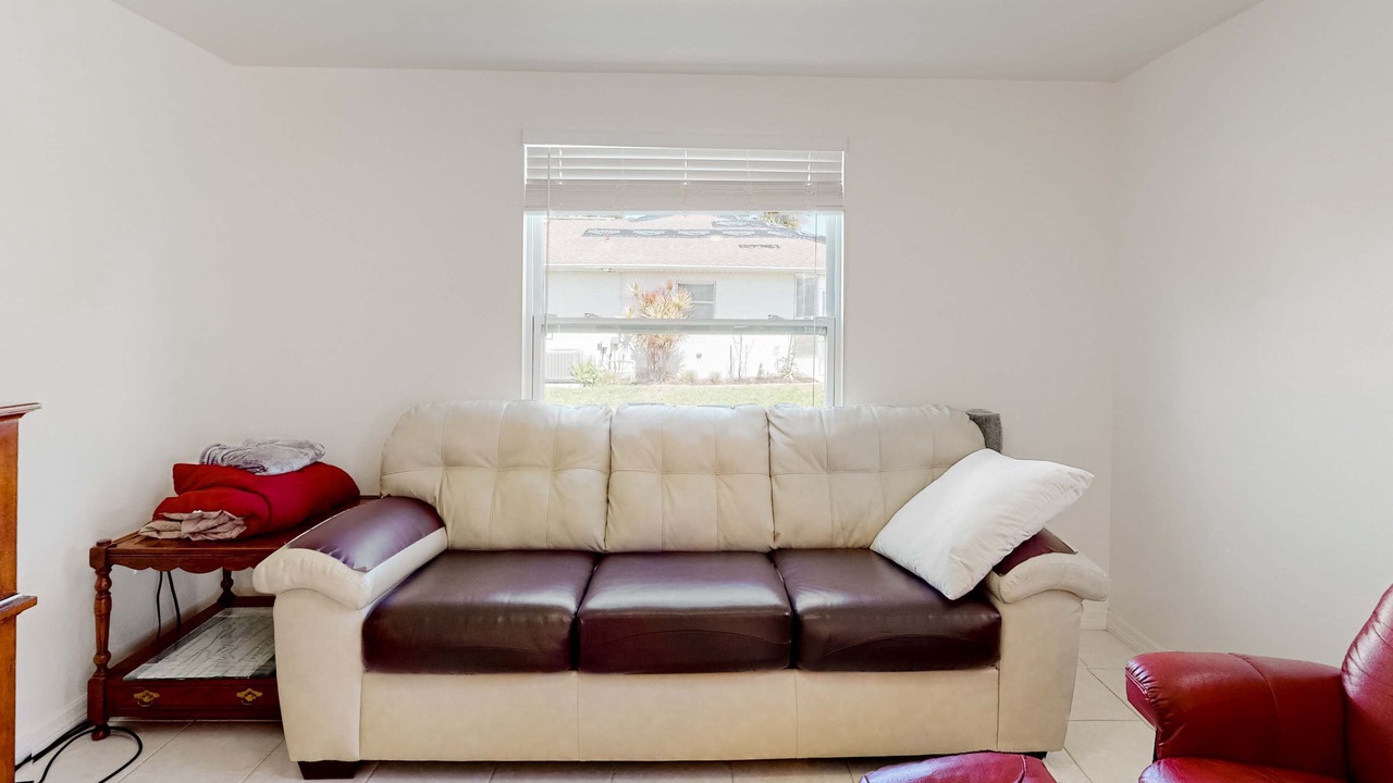 Photo of Livingroom in Oakland Hills