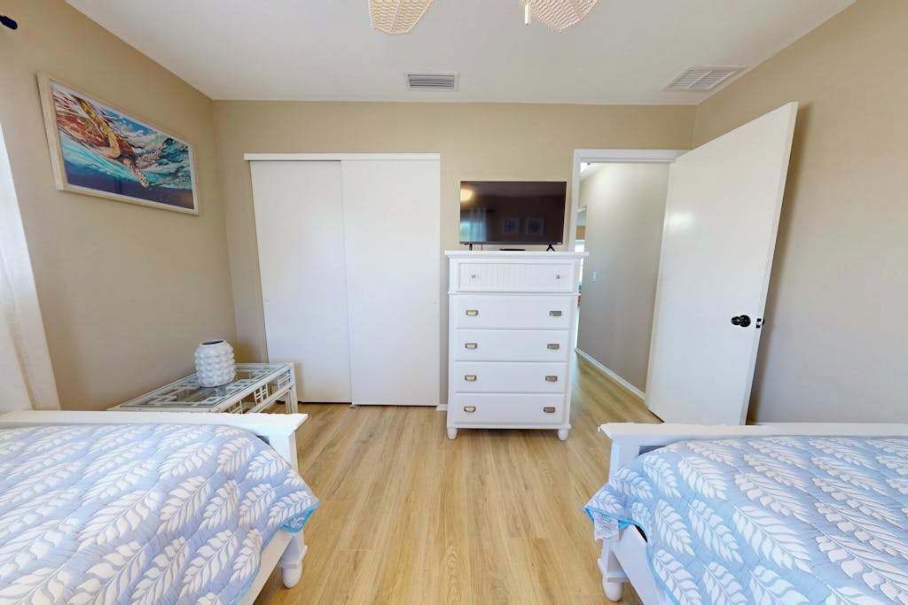 Photo of Bedroom in Englewood East