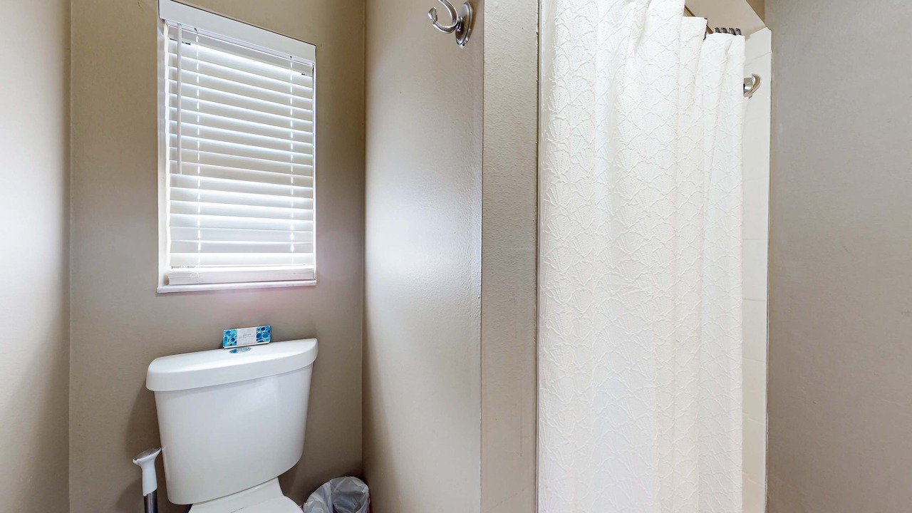 Photo of Bathroom in Englewood East