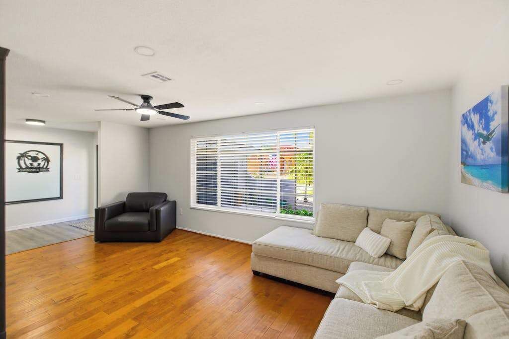 Photo of Livingroom in Burnt Store Isles