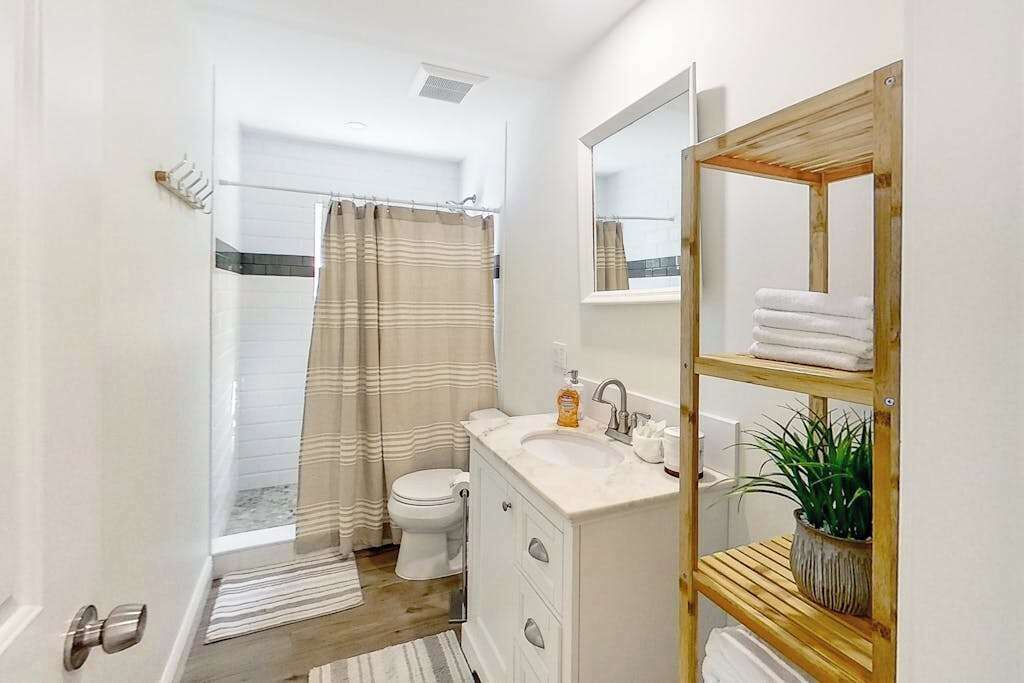 Photo of Bathroom in Central Naples