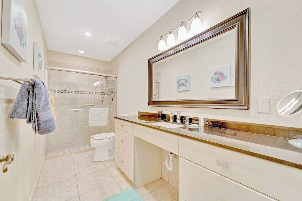 Photo of Bathroom in Burnt Store Marina