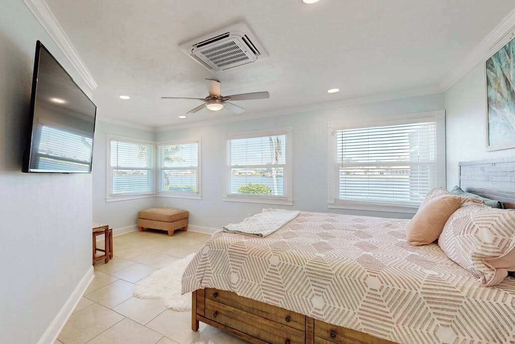 Photo of Bedroom in Port Charlotte