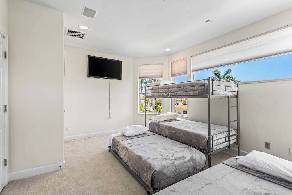 Photo of Bedroom in Vanderbilt Beach
