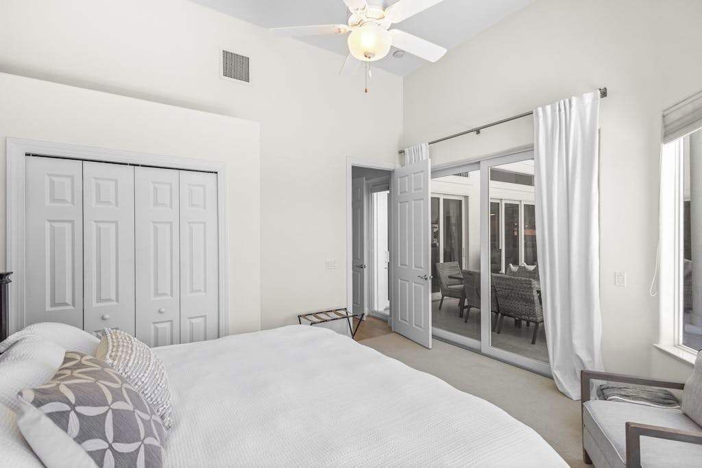 Photo of Bedroom in Vanderbilt Beach