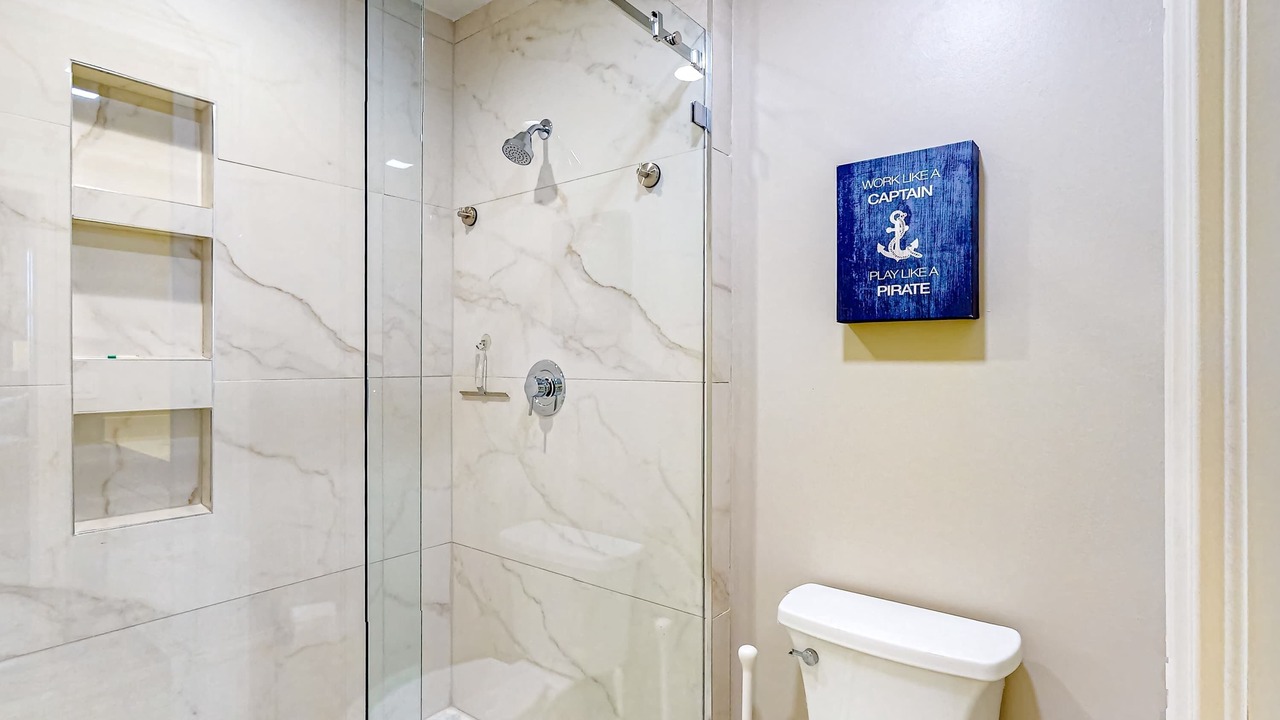 Photo of Bathroom in Vanderbilt Beach