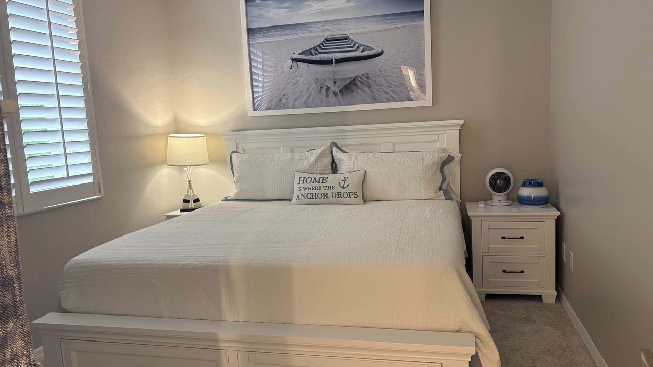 Photo of Bedroom in Vanderbilt Beach