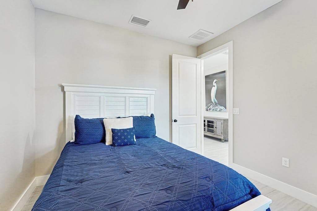 Photo of Bedroom in Rotonda Lakes