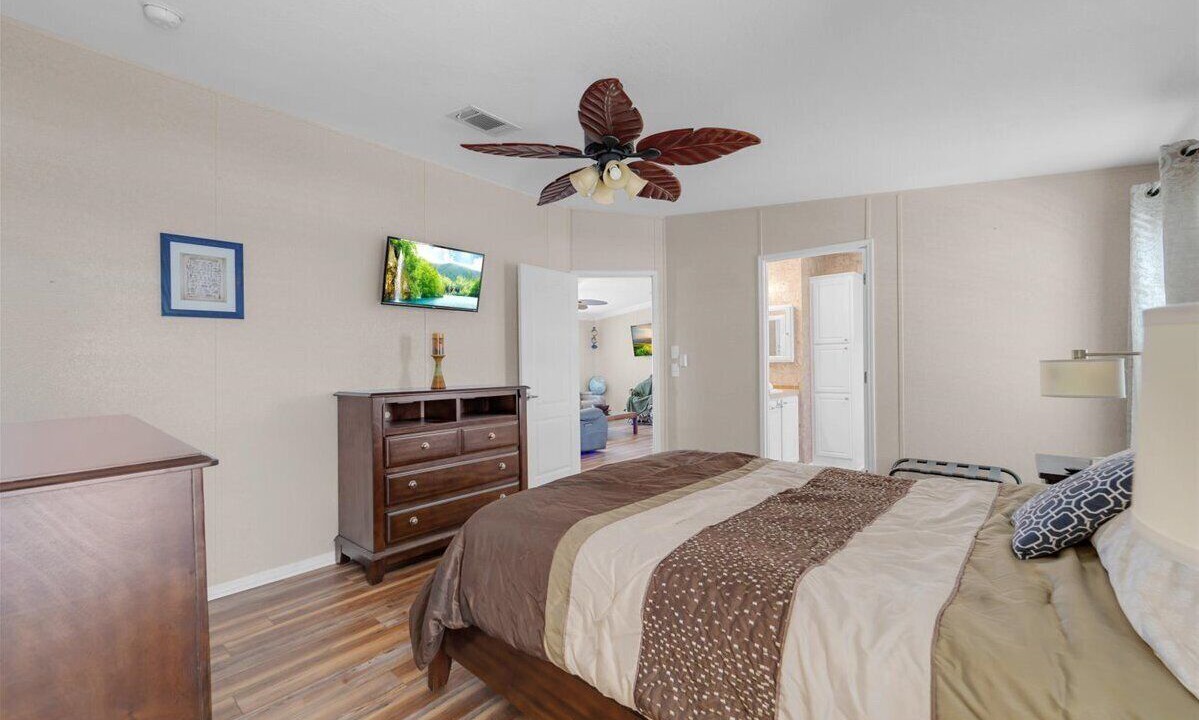 Photo of Bedroom in Charlotte Park