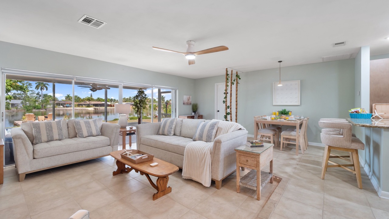 Photo of Livingroom in Iona