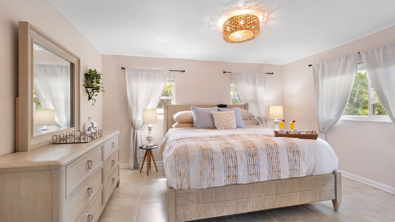 Photo of Bedroom in Iona