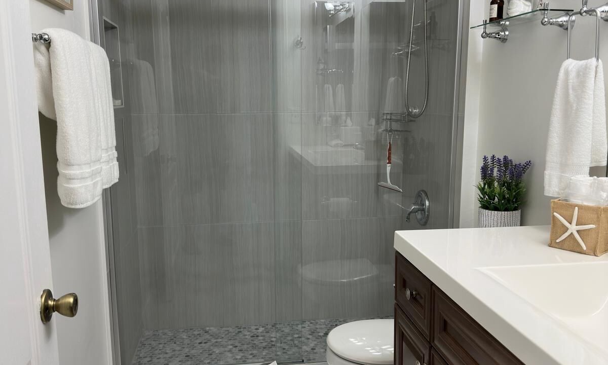 Photo of Bathroom in Parkdale