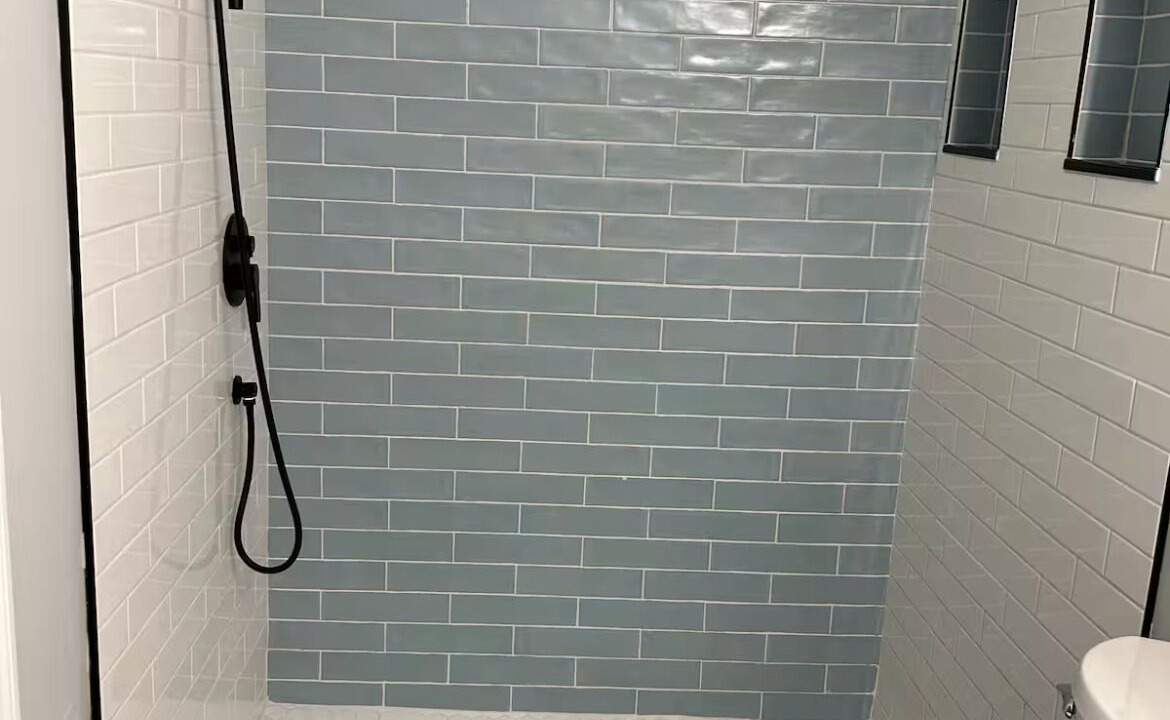 Photo of Bathroom in Stoneybrook
