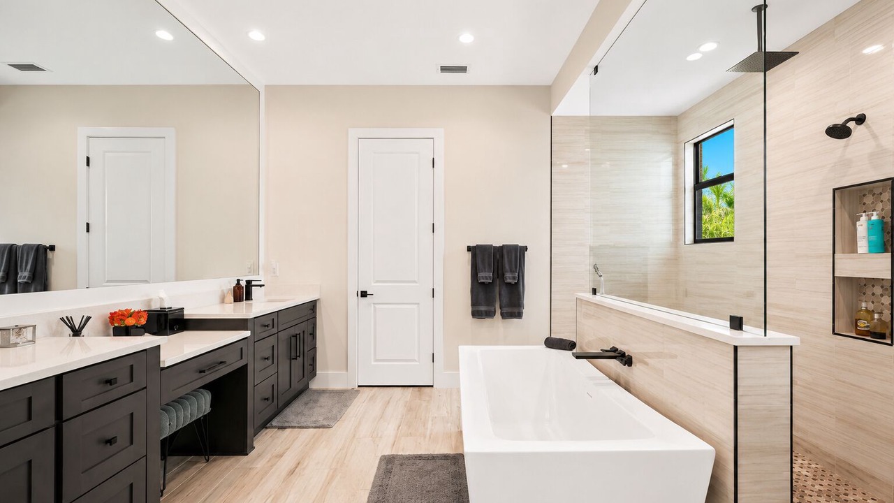 Photo of Bathroom in Willoughby Acres