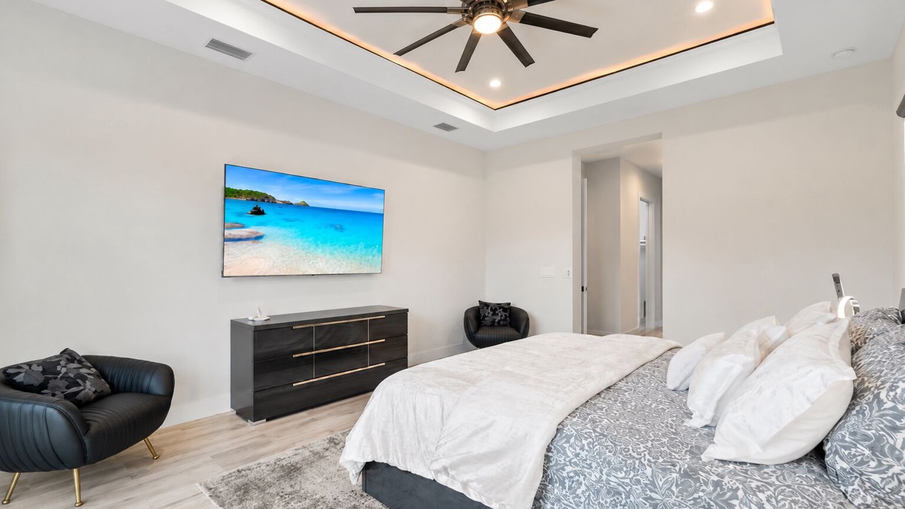 Photo of Bedroom in Willoughby Acres