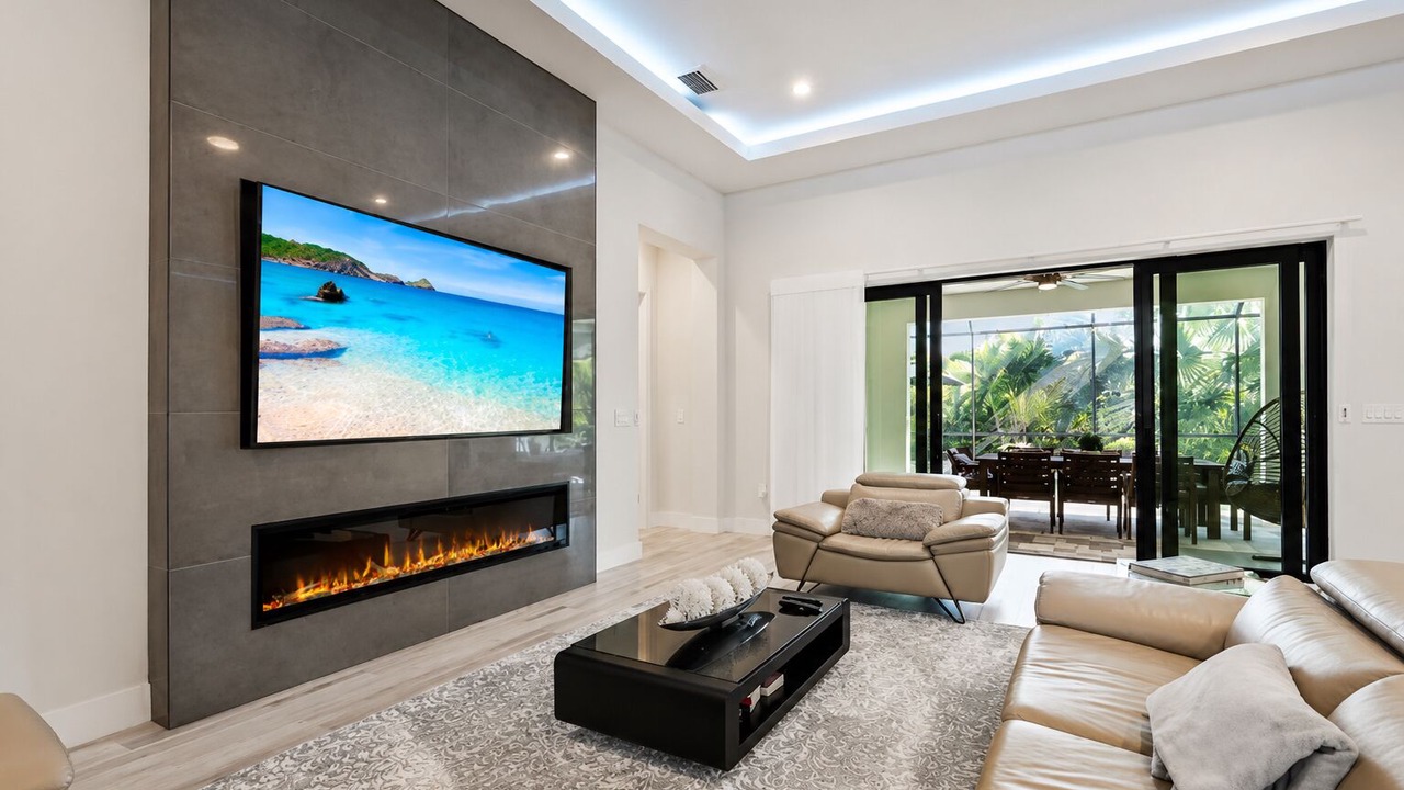 Photo of Livingroom in Willoughby Acres