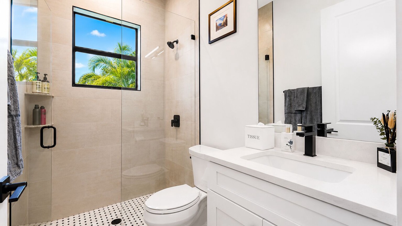 Photo of Bathroom in Willoughby Acres