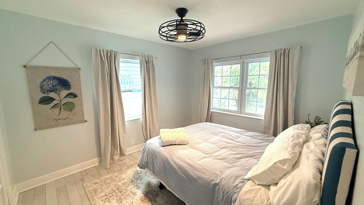 Photo of Bedroom in Historic Old Northeast