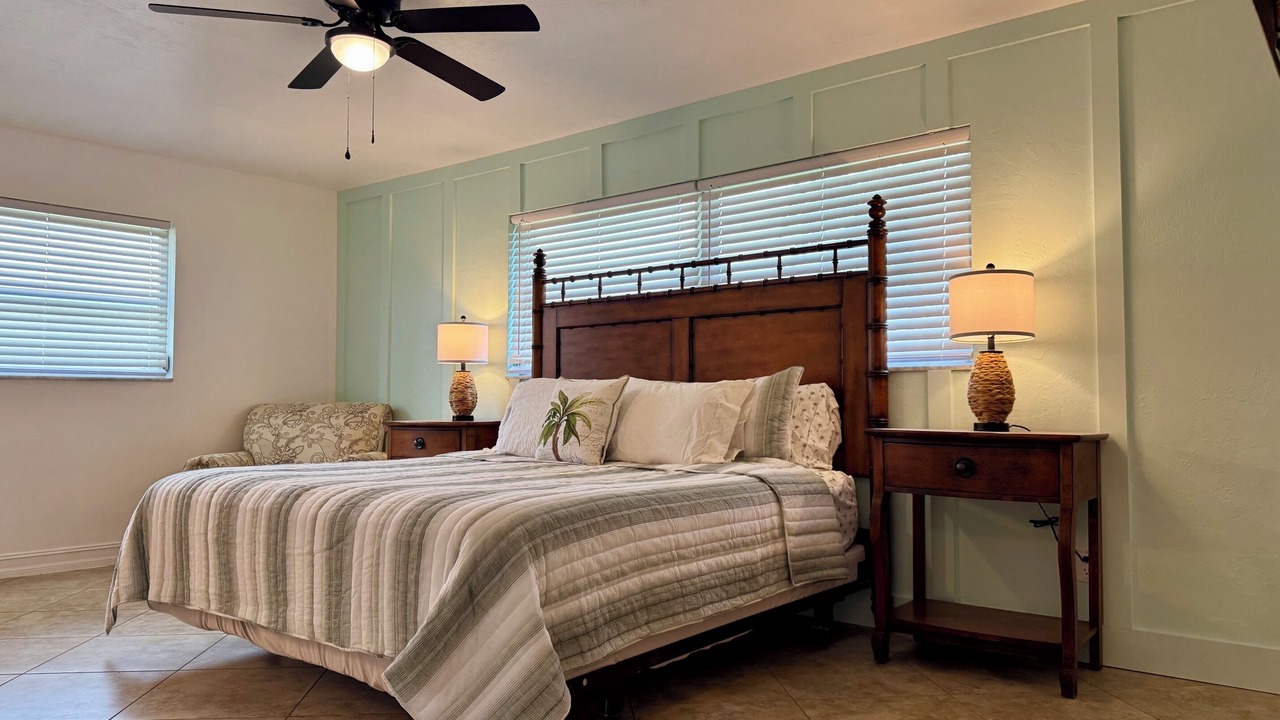 Photo of Bedroom in Cypress Lake