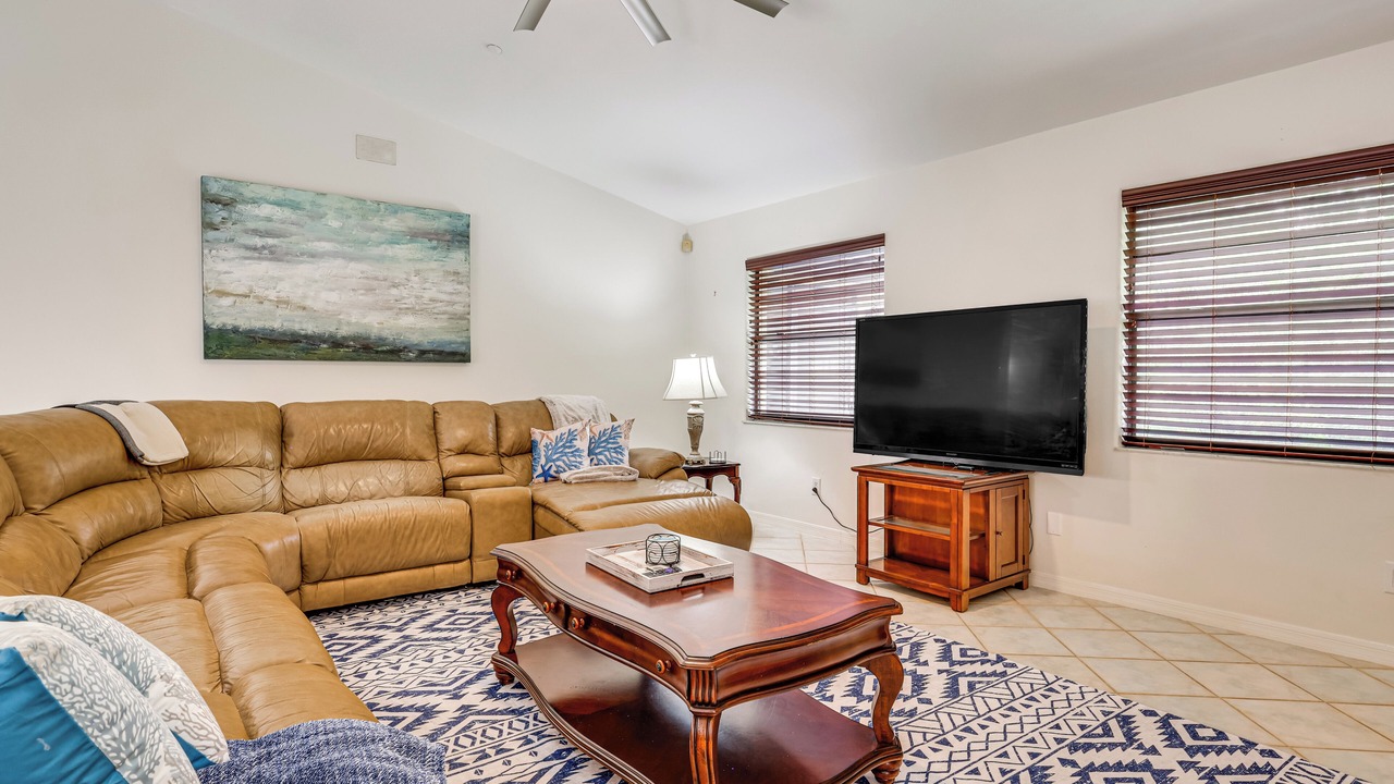 Photo of Livingroom in Lehigh Acres