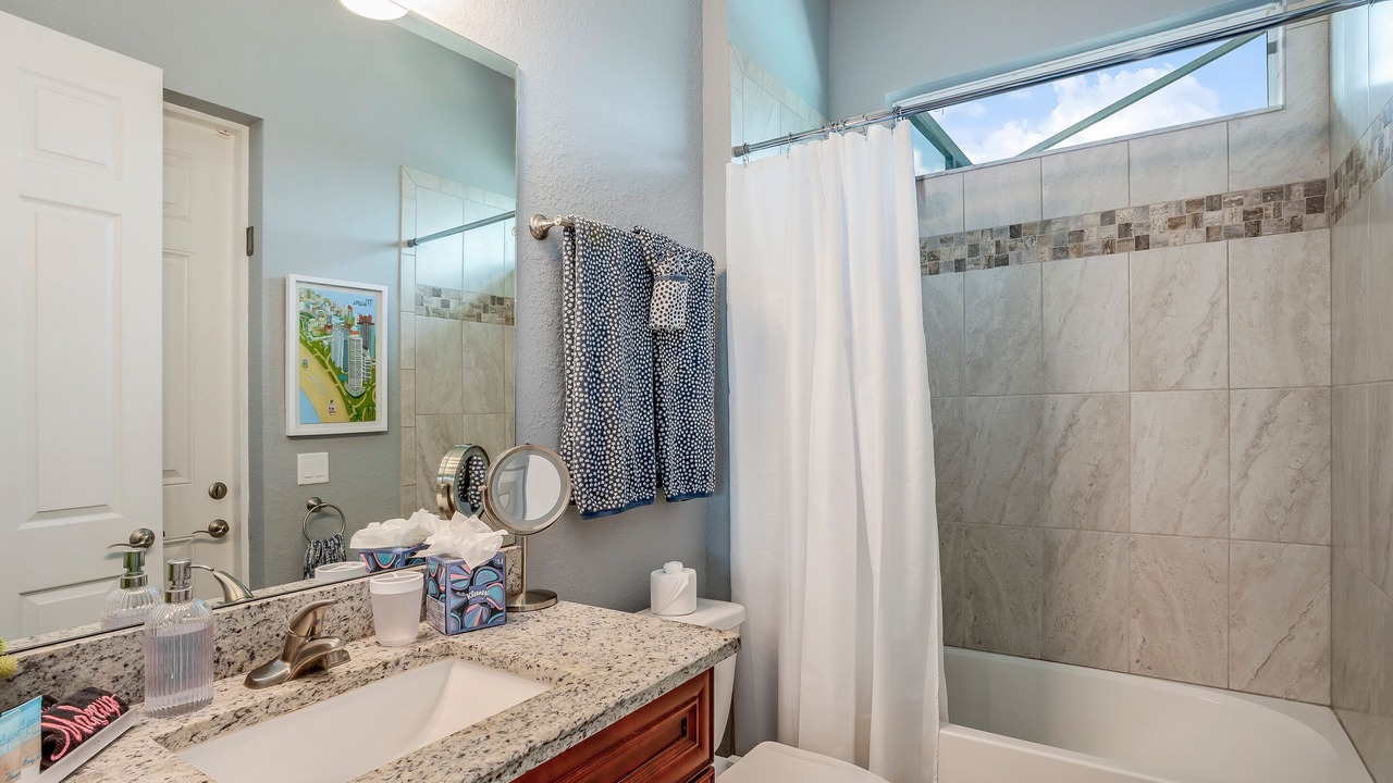 Photo of Bathroom in Diplomat
