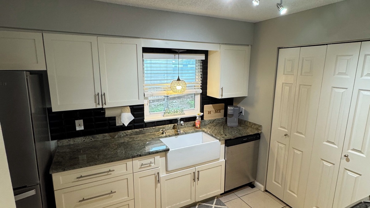 Photo of Kitchen in San Carlos Park