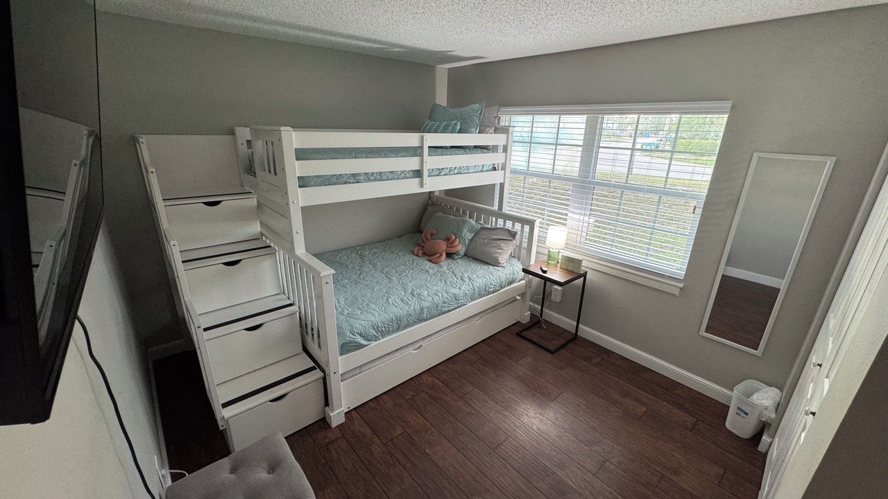 Photo of Bedroom in San Carlos Park