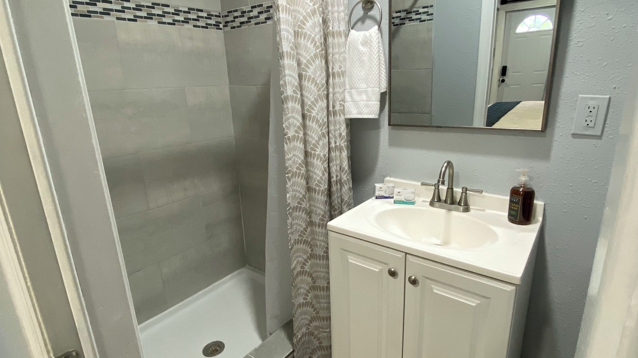 Photo of Bathroom in Land O' Lakes