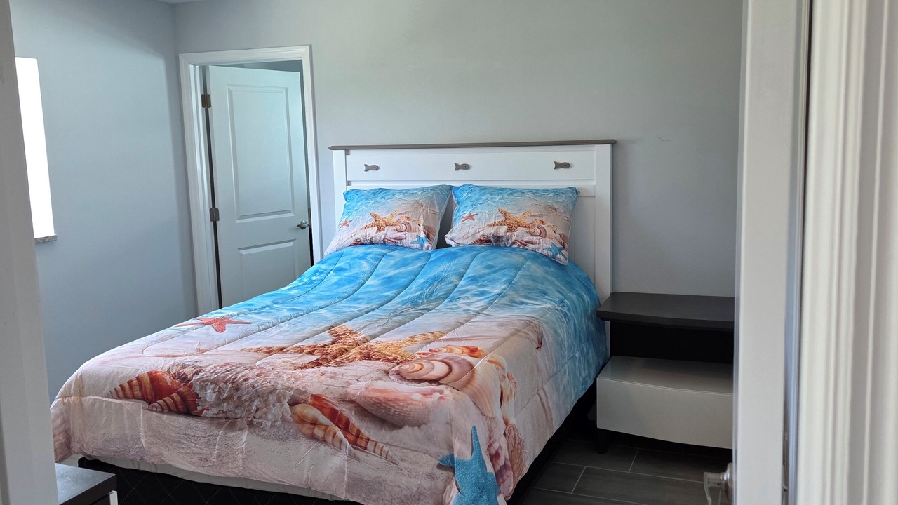 Photo of Bedroom in Pine Island Center