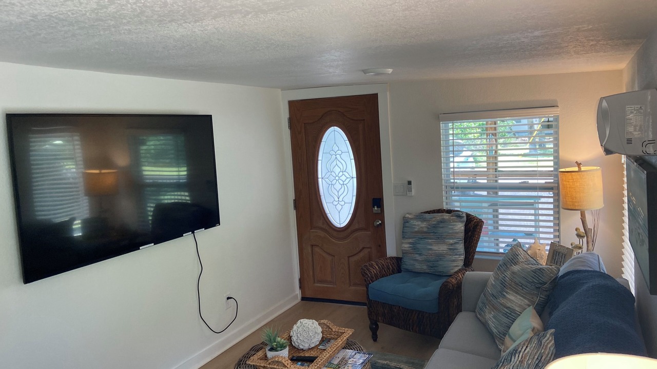 Photo of Livingroom in Charlotte Harbor