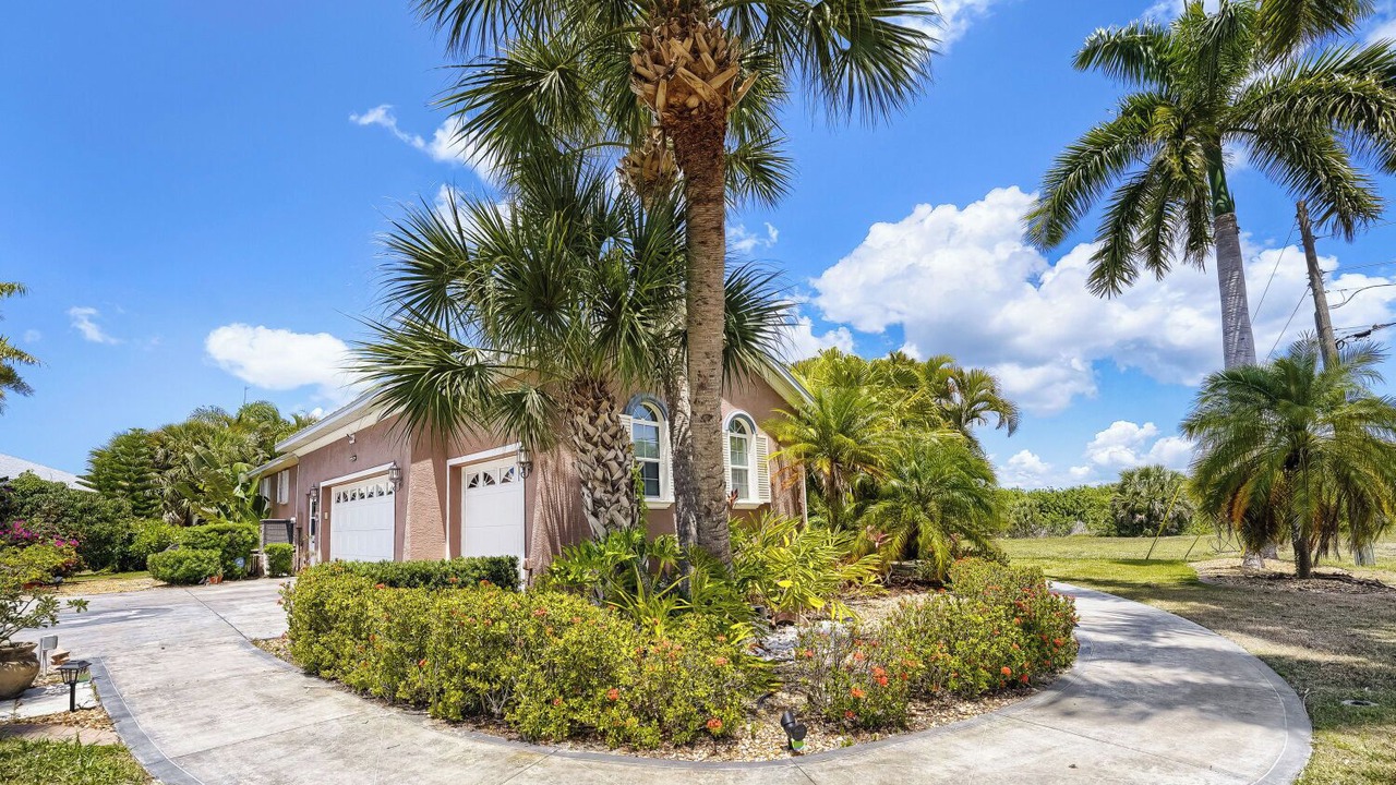 Photo of Outdoor in Rotonda Lakes
