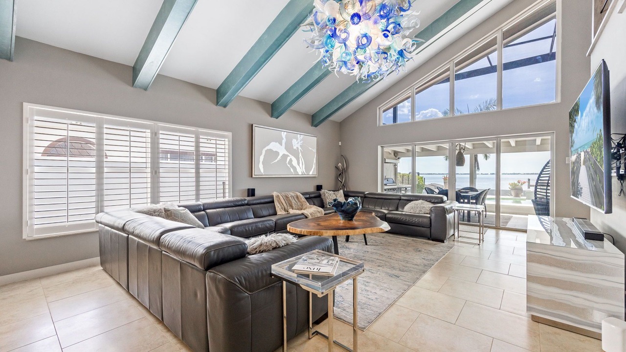 Photo of Livingroom in Fort Myers