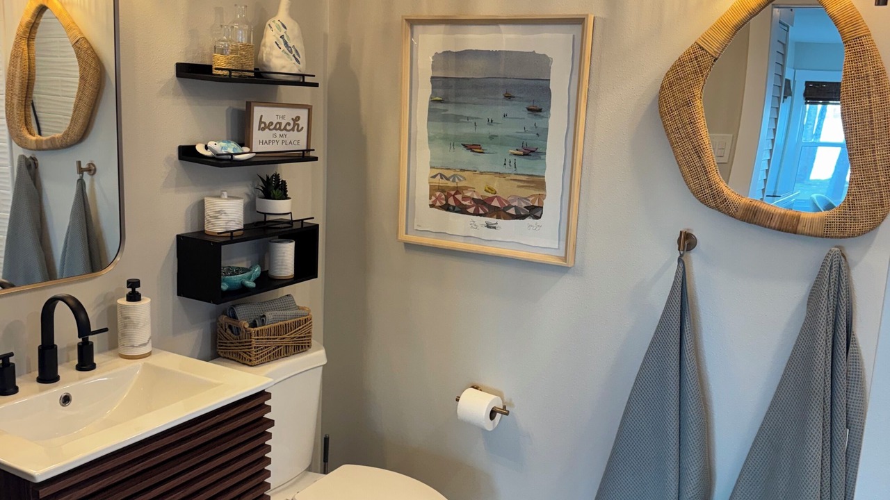 Photo of Bathroom in Englewood