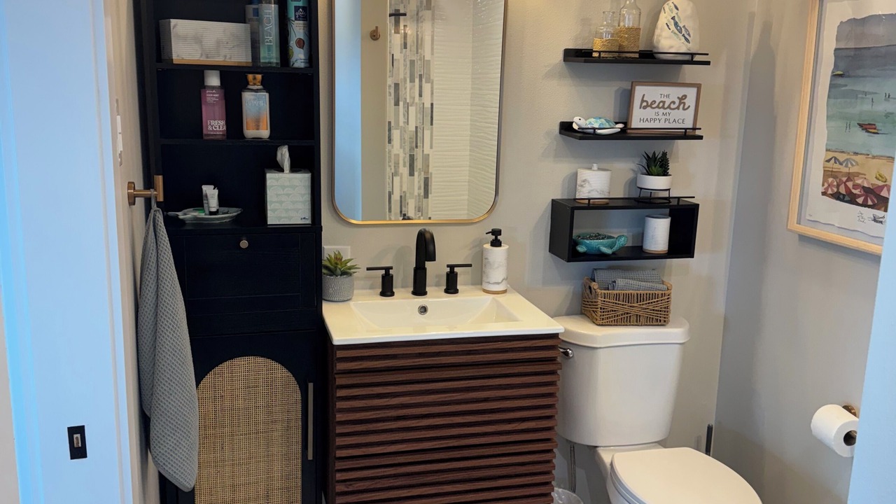 Photo of Bathroom in Englewood