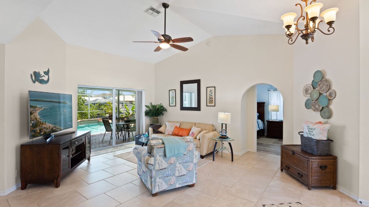 Photo of Livingroom in Pelican