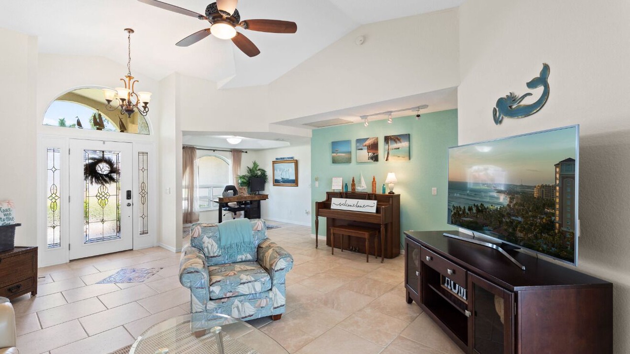 Photo of Livingroom in Pelican