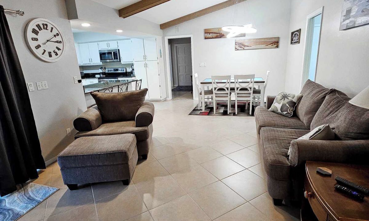 Photo of Livingroom in Eight Lakes