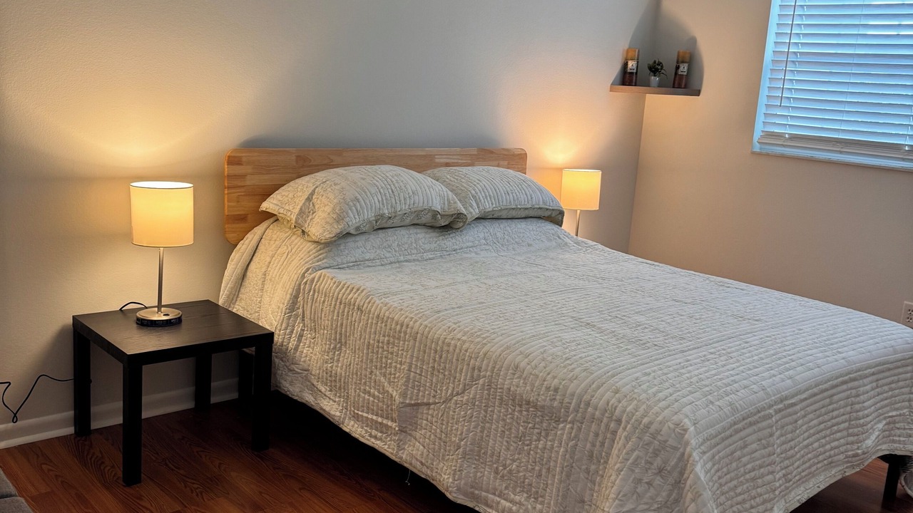 Photo of Bedroom in Cypress Lake