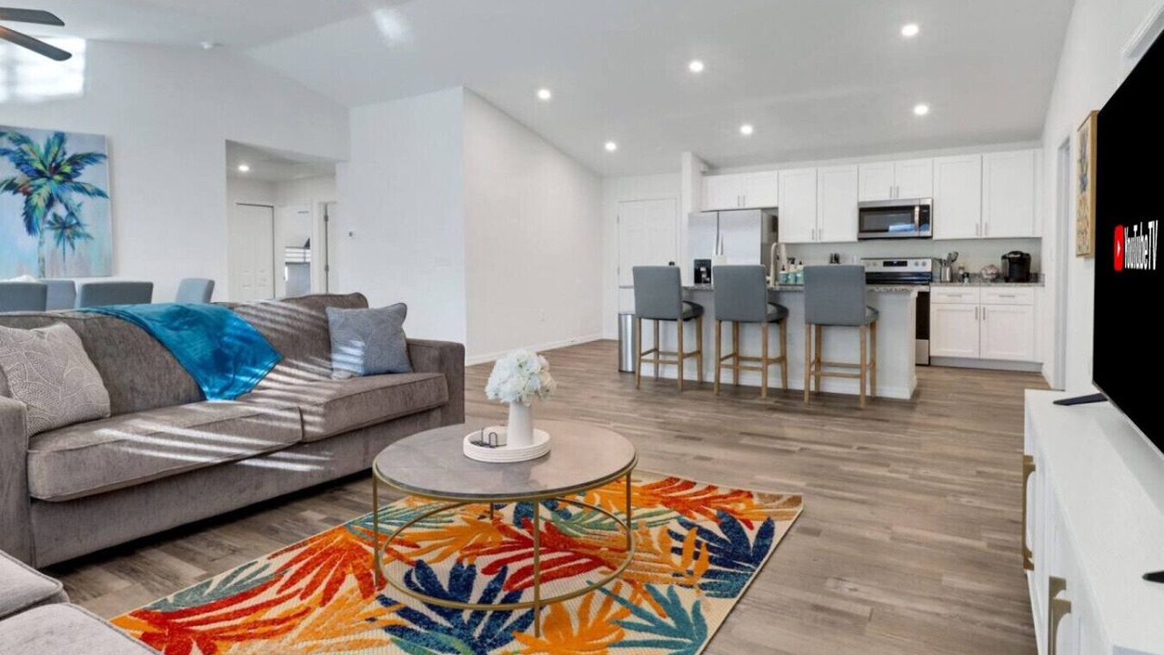 Photo of Livingroom in Mariner