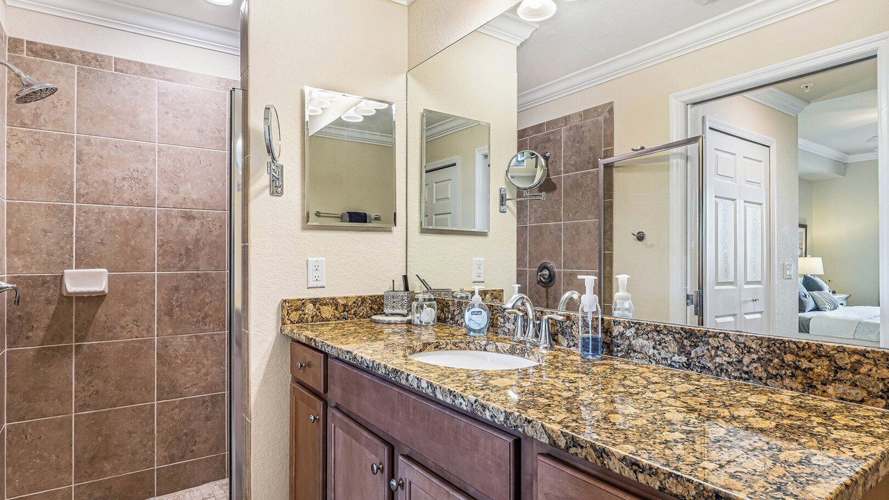 Photo of Bathroom in Naples