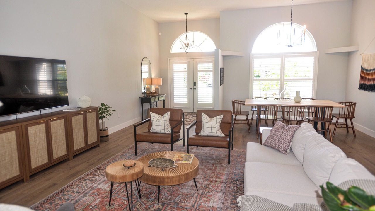 Photo of Livingroom in Broadmoor